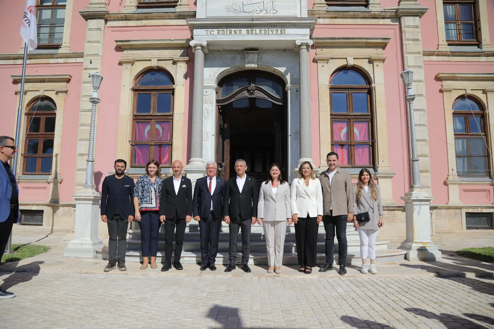 VEFA EDİRNE EMEKLİ EVİ HİZMETE BAŞLADI galeri görseli